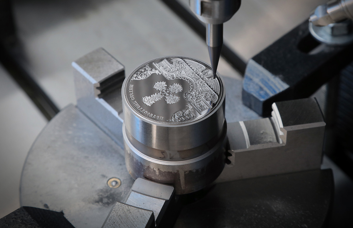 Съвременна технология на монетосечене в частен монетен двор Булминт - гравиране на инструмент
