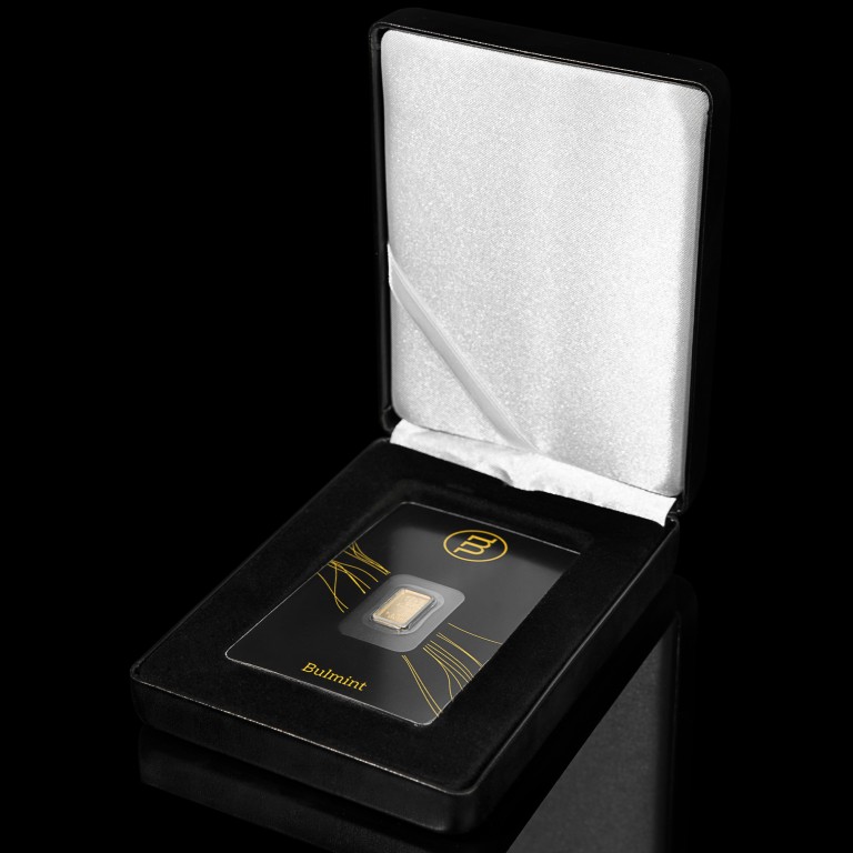 Луксозна кутия за златно кюлче в опаковка